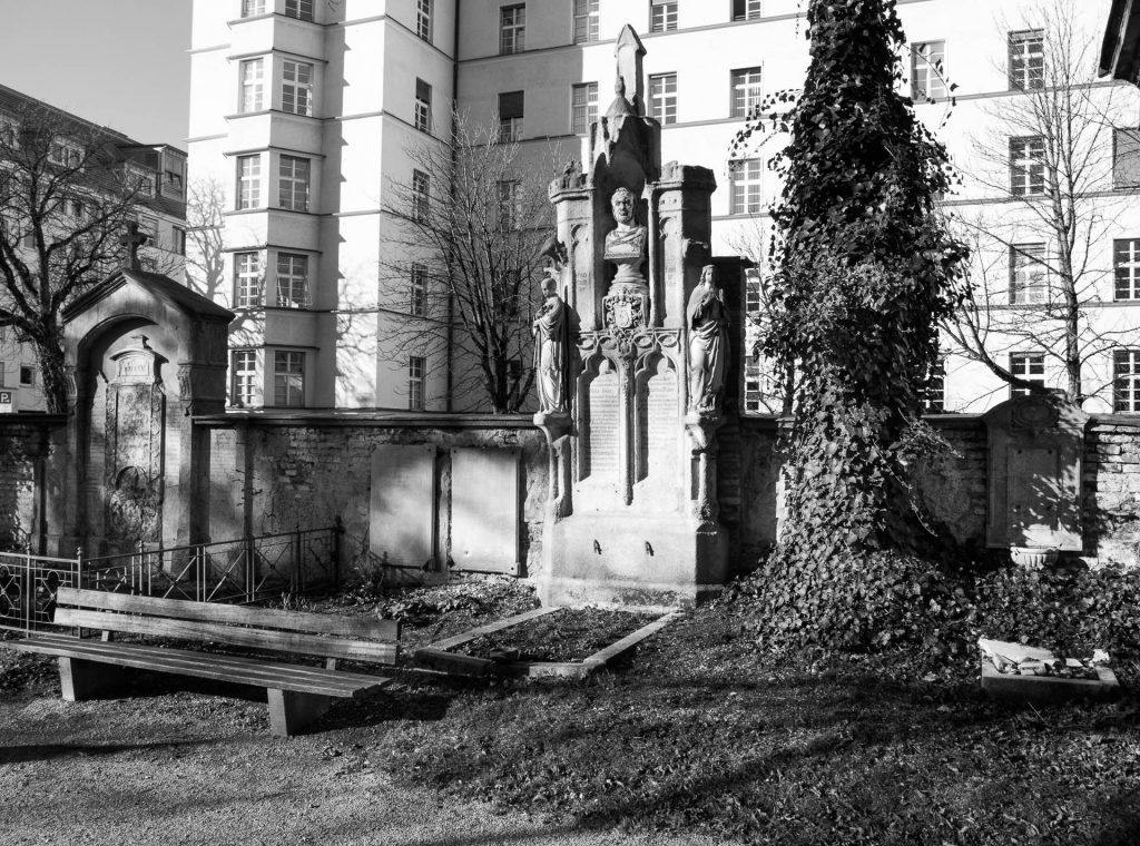 Alter Südfriedhof München